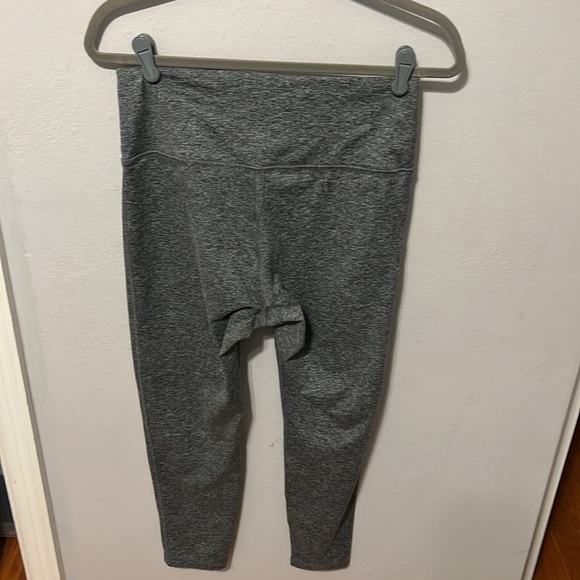 Zobha Ankle Legging - Picture 11 of 16